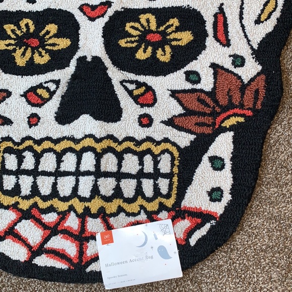 NWT SKULL HOOKED 100% POLYESTER THROW BATHROOM HOUSE RUG BLACK/COLORFUL 34”x34” - Picture 6 of 16